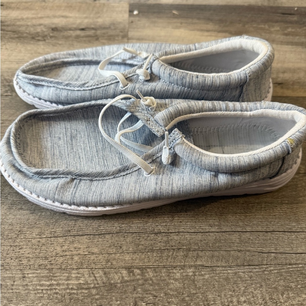 Margaritaville Kids Gray Slippers